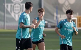 Ortiz vuelve al trabajo en la ciudad deportiva del Betis una semana antes de iniciar la pretemporada Ortiz vuelve al trabajo en la ciudad deportiva del Betis una semana antes de iniciar la pretemporada