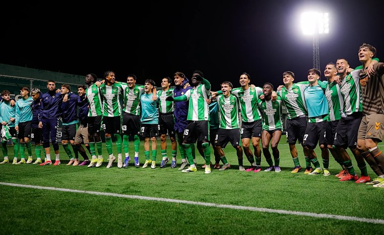 El Betis Deportivo, al tanto de la situación del CE Europa El Betis Deportivo, al tanto de la situación del CE Europa