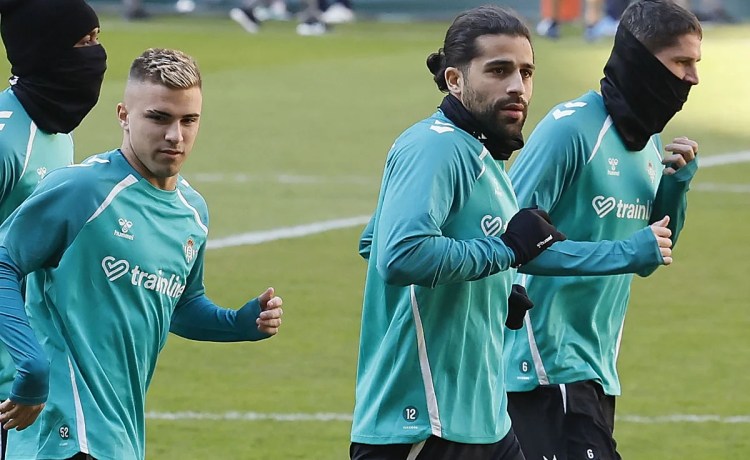 La despedida del Betis de Ricardo Rodríguez: «Ha sido un honor defender esta camiseta» La despedida del Betis de Ricardo Rodríguez: «Ha sido un honor defender esta camiseta»