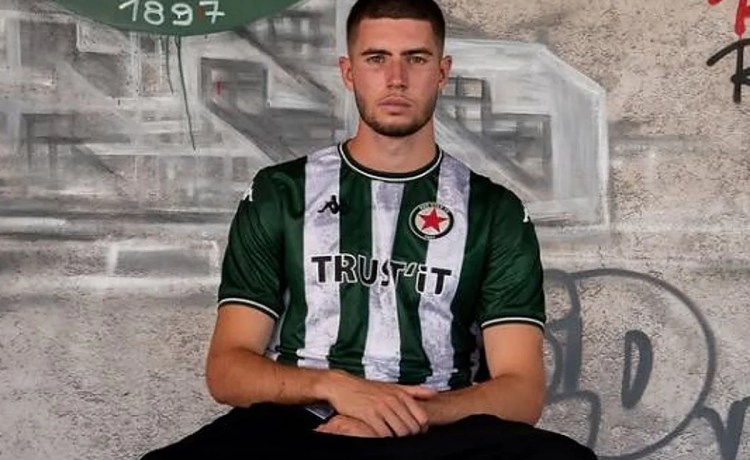 El hijo de Zinedine Zidane se marcha del Betis: Elyaz jugará por primera vez en Francia El hijo de Zinedine Zidane se marcha del Betis: Elyaz jugará por primera vez en Francia