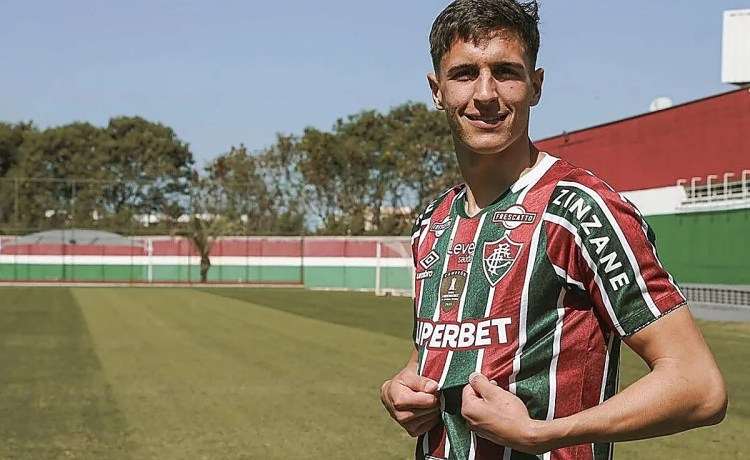 Facundo Bernal llegará este lunes para empezar la pretemporada con el Betis Facundo Bernal llegará este lunes para empezar la pretemporada con el Betis