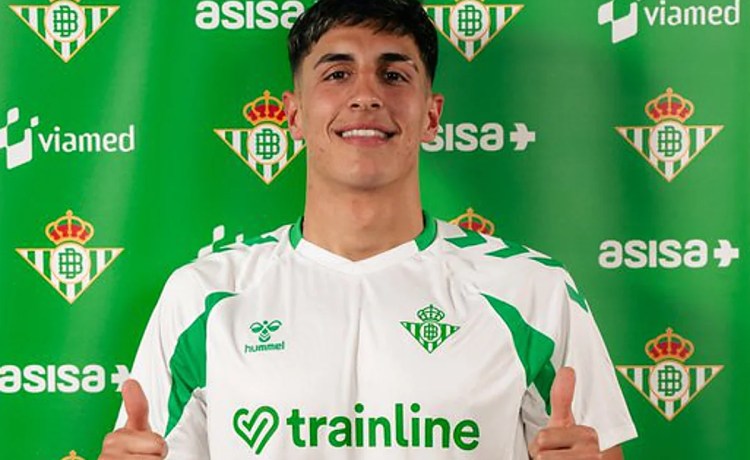 Facundo Bernal: «Esperé mucho para esto y ya estoy aquí» Facundo Bernal: «Esperé mucho para esto y ya estoy aquí»