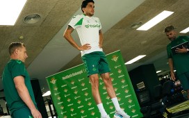 Marc Bartra: «Hay que recoger el trabajo que hemos hecho para dar la talla» Marc Bartra: «Hay que recoger el trabajo que hemos hecho para dar la talla»