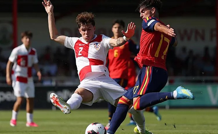 España sub 19, con Morante y Manu González de titulares, ya está en la final de la Eurocopa España sub 19, con Morante y Manu González de titulares, ya está en la final de la Eurocopa