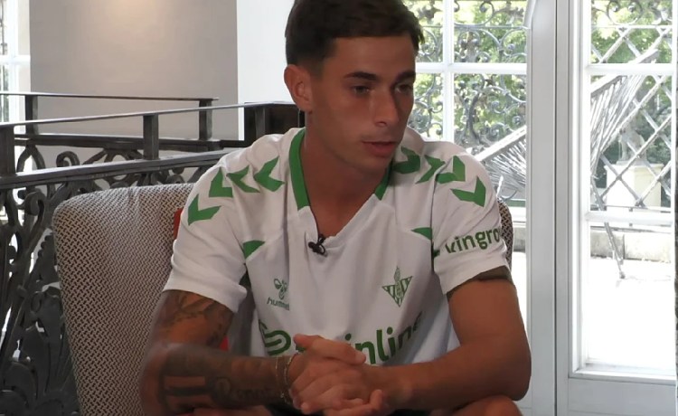 Valentín: «Ni en mis mejores sueños estaría jugando la Champions» Valentín: «Ni en mis mejores sueños estaría jugando la Champions»