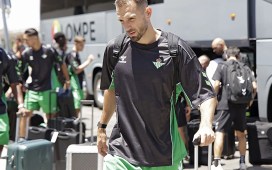 Pau López pide salir y el Betis ya busca portero en el mercado Pau López pide salir y el Betis ya busca portero en el mercado