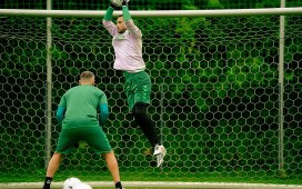 Pau López: «Me voy porque siento que ya no puedo ayudar más al Betis» Pau López: «Me voy porque siento que ya no puedo ayudar más al Betis»