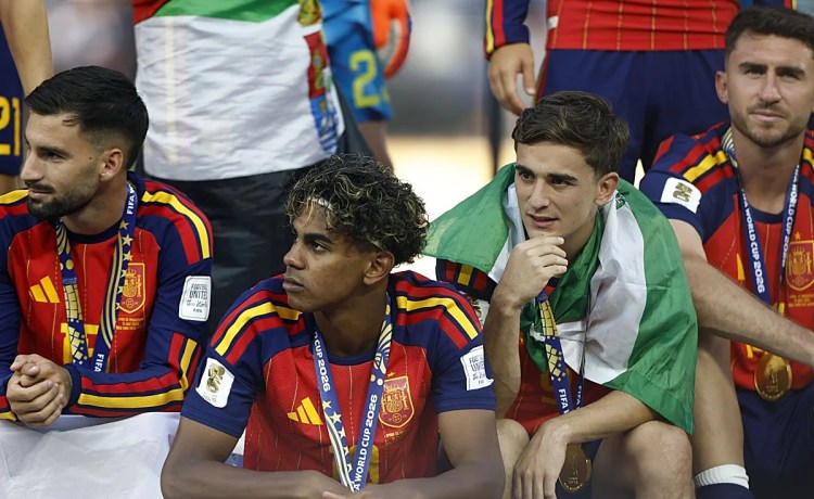 Gavi no se olvida del Betis en el camino trazado hasta ser campeón del Mundial Gavi no se olvida del Betis en el camino trazado hasta ser campeón del Mundial