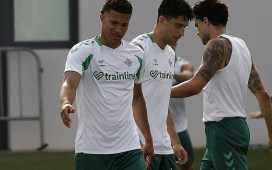 Deossa repite como delantero ante el Recreativo de Huelva Deossa repite como delantero ante el Recreativo de Huelva