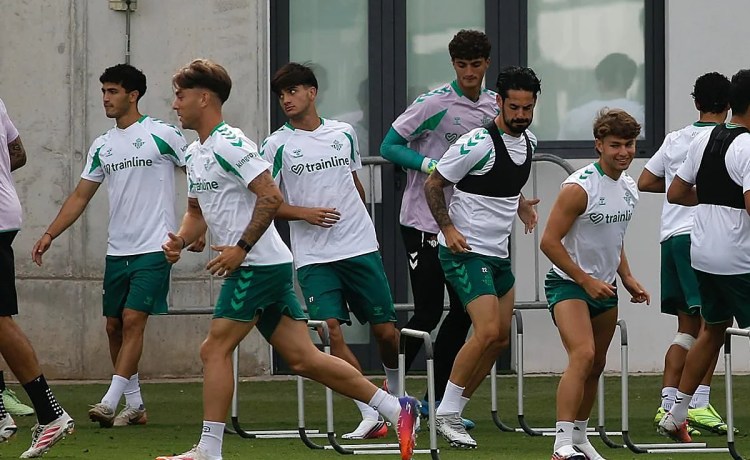 Morante sigue la estela de Jesús Rodríguez en su salto al Betis Morante sigue la estela de Jesús Rodríguez en su salto al Betis