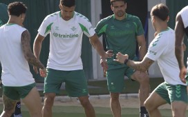 El Betis espera al Vasco de Gama por Deossa, pero no cierra la puerta a otros equipos El Betis espera al Vasco de Gama por Deossa, pero no cierra la puerta a otros equipos