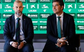 Ángel Haro mantiene la calma con la obra del Benito Villamarín: «Va según lo previsto» Ángel Haro mantiene la calma con la obra del Benito Villamarín: «Va según lo previsto»