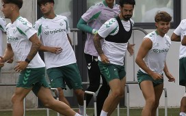 Isco no se entrena con el grupo en la sesión de este viernes Isco no se entrena con el grupo en la sesión de este viernes