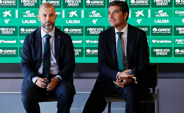 El Betis tranquiliza con Isco y deja la puerta abierta para Ceballos El Betis tranquiliza con Isco y deja la puerta abierta para Ceballos