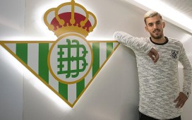 Un mes después, el Betis y Dani Ceballos siguen sin encontrarse Un mes después, el Betis y Dani Ceballos siguen sin encontrarse