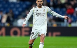 Ceballos firma con una agencia de representación mientras trata de llegar a un acuerdo con el Betis Ceballos firma con una agencia de representación mientras trata de llegar a un acuerdo con el Betis