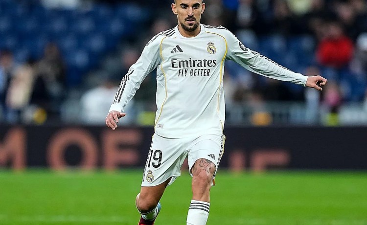 Ceballos firma con una agencia de representación mientras trata de llegar a un acuerdo con el Betis Ceballos firma con una agencia de representación mientras trata de llegar a un acuerdo con el Betis