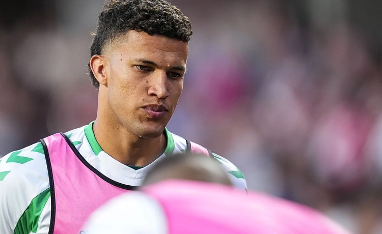 Deossa también viajará con el Betis a Marbella Deossa también viajará con el Betis a Marbella
