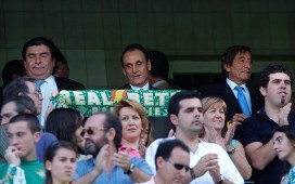 Los familiares de Lopera denuncian que el Betis los ha expulsado de La Cartuja Los familiares de Lopera denuncian que el Betis los ha expulsado de La Cartuja