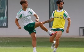 Isco regresa con el grupo en el entrenamiento del Betis en Marbella Isco regresa con el grupo en el entrenamiento del Betis en Marbella