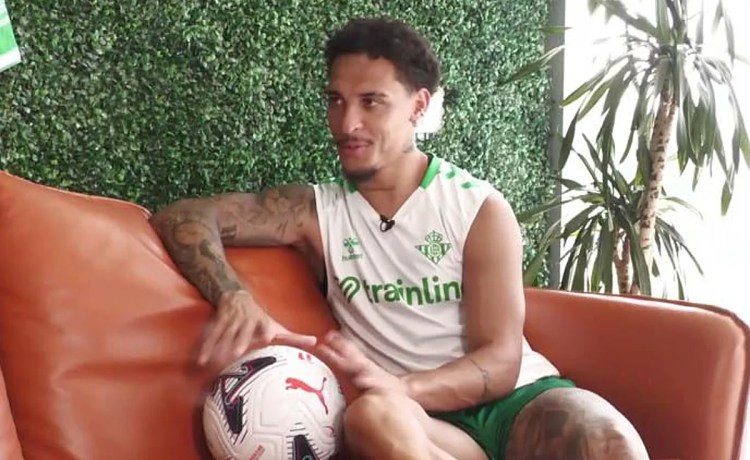 Antony: «Estoy mucho mejor que la temporada pasada por las molestias; estoy casi listo ya» Antony: «Estoy mucho mejor que la temporada pasada por las molestias; estoy casi listo ya»