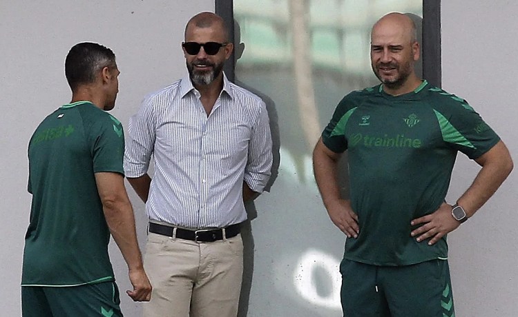 El puesto de pivote, clave en el Betis de Pellegrini El puesto de pivote, clave en el Betis de Pellegrini