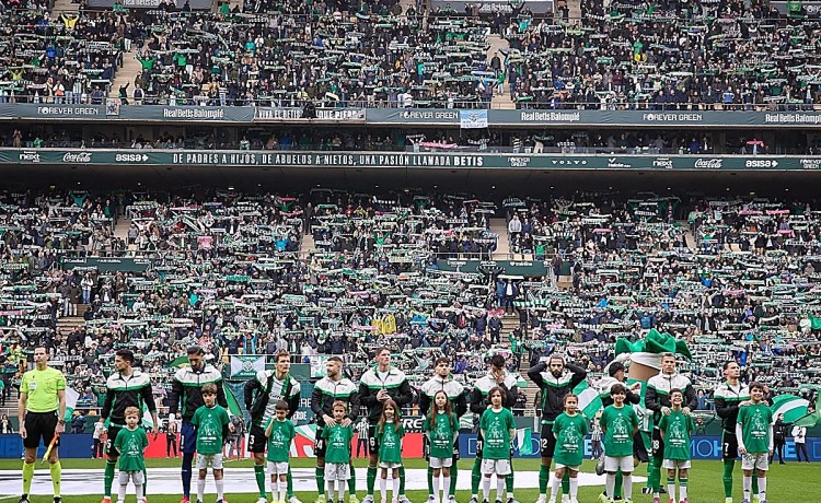 El Real Betis, el cuarto club de España con más abonados El Real Betis, el cuarto club de España con más abonados