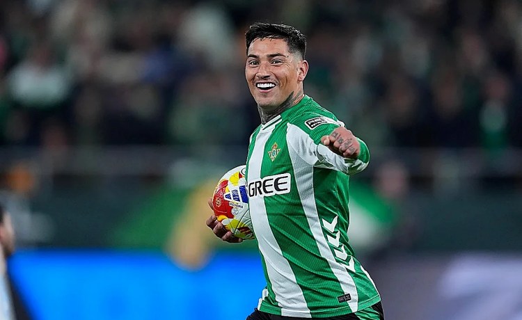 Tenerife y Sporting se mueven por el Chimy Ávila Tenerife y Sporting se mueven por el Chimy Ávila
