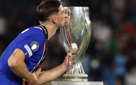 Luis Enrique se rinde ante Fabián: «¡Balón de Oro!» Luis Enrique se rinde ante Fabián: «¡Balón de Oro!»