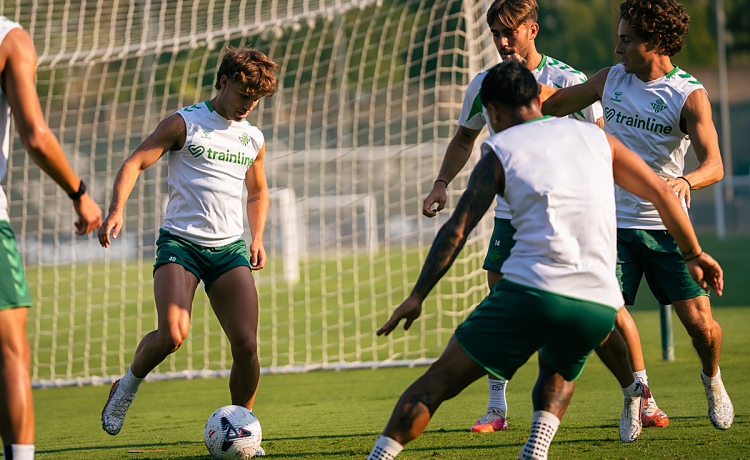 Abde comienza con el grupo el entrenamiento del Betis; Lo Celso continúa al margen Abde comienza con el grupo el entrenamiento del Betis; Lo Celso continúa al margen