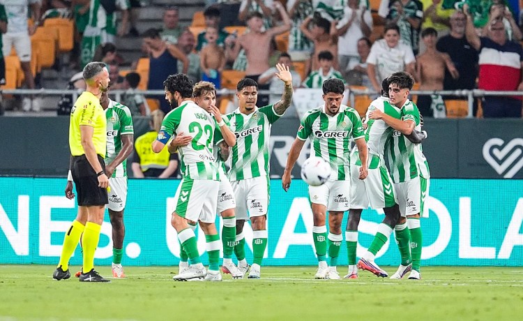 El Betis echa el telón a su pretemporada ante el Inter de Milán El Betis echa el telón a su pretemporada ante el Inter de Milán