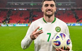 Troy Parrot también está en la lista de preferencias del Betis para la delantera Troy Parrot también está en la lista de preferencias del Betis para la delantera