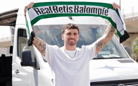 Oficial: Troy Parrott, nuevo refuerzo para la delantera del Real Betis Oficial: Troy Parrott, nuevo refuerzo para la delantera del Real Betis