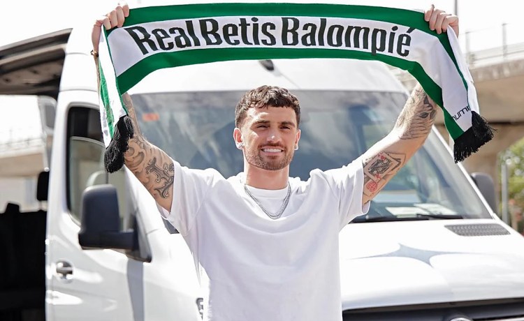 Oficial: Troy Parrott, nuevo refuerzo para la delantera del Real Betis Oficial: Troy Parrott, nuevo refuerzo para la delantera del Real Betis