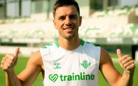 La larga espera del Betis con Lo Celso, que ya toca balón en el césped La larga espera del Betis con Lo Celso, que ya toca balón en el césped