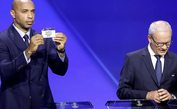 Álvaro Ladrón de Guevara y el sorteo de Champions para el Betis: «En casa vamos a tener que ser muy fuertes» Álvaro Ladrón de Guevara y el sorteo de Champions para el Betis: «En casa vamos a tener que ser muy fuertes»