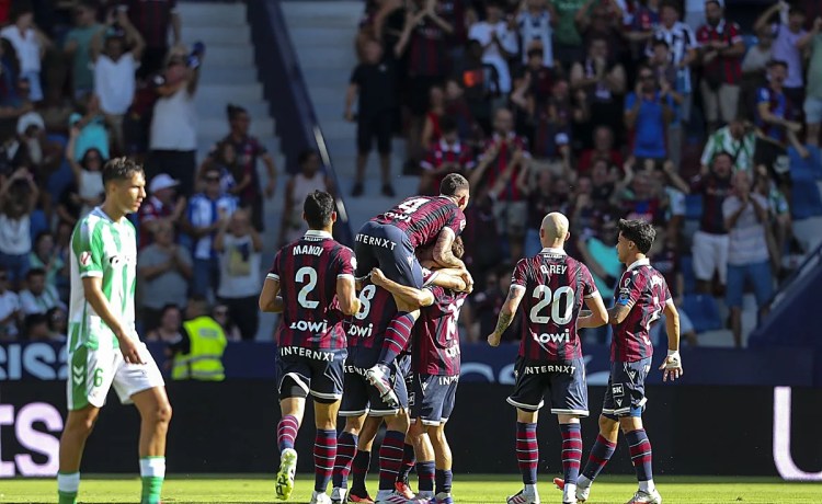 Levante – Betis, las notas de los jugadores: Sin gobierno alguno en el área propia Levante – Betis, las notas de los jugadores: Sin gobierno alguno en el área propia