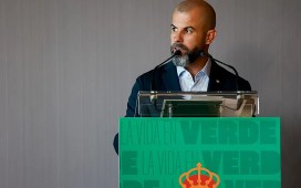 Fajardo y el mercado veraniego del Betis: «Consideramos que hemos mejorado la plantilla» Fajardo y el mercado veraniego del Betis: «Consideramos que hemos mejorado la plantilla»