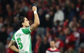 Bartra: «Si no es la mejor, es una de las mejores noches de mi carrera» Bartra: «Si no es la mejor, es una de las mejores noches de mi carrera»