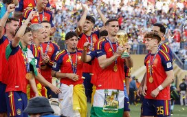 Fabián sigue de fiesta: entre los 30 nominados al Balón de Oro Fabián sigue de fiesta: entre los 30 nominados al Balón de Oro