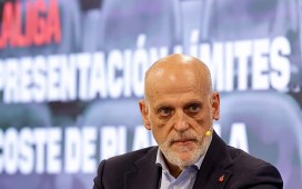 Tebas y LaLiga analizan el límite del Betis y su posible incremento por la Champions Tebas y LaLiga analizan el límite del Betis y su posible incremento por la Champions