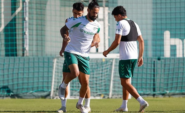 Isco entierra sus miedos y ya busca su mejor versión: suma más minutos que todo el curso pasado Isco entierra sus miedos y ya busca su mejor versión: suma más minutos que todo el curso pasado