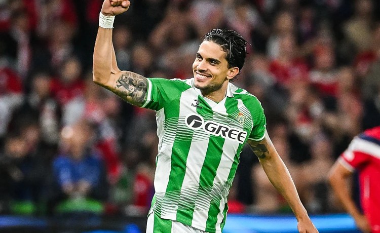 Bartra sigue moda y pone la nota del Betis en el mejor once de la Champions Bartra sigue moda y pone la nota del Betis en el mejor once de la Champions