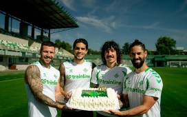 El Betis celebra su 119 cumpleaños de «lealtad y compromiso» El Betis celebra su 119 cumpleaños de «lealtad y compromiso»