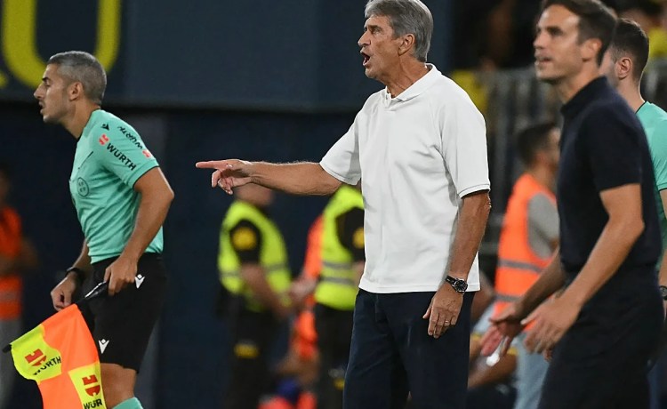 Pellegrini, tras el triunfo en Villarreal: «Pudimos tener tres o cuatro goles más de diferencia por el juego» Pellegrini, tras el triunfo en Villarreal: «Pudimos tener tres o cuatro goles más de diferencia por el juego»