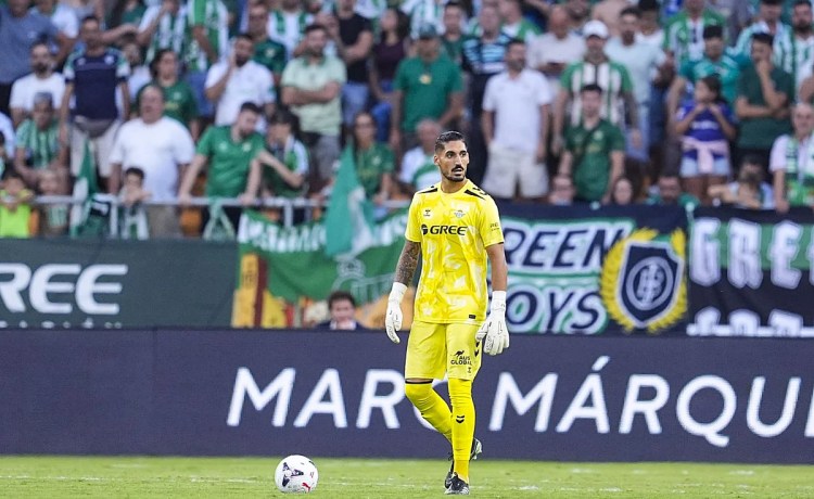De la Fuente no cita a Valles, el portero más en forma de LaLiga De la Fuente no cita a Valles, el portero más en forma de LaLiga