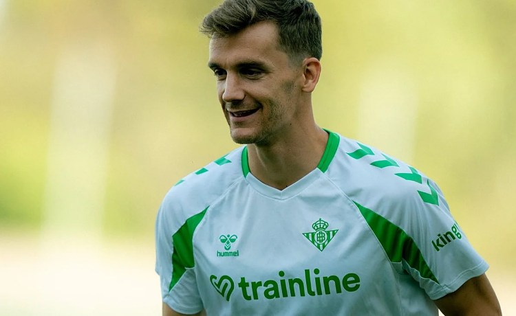 Diego Llorente sigue un plan específico para volver al grupo durante el largo parón Diego Llorente sigue un plan específico para volver al grupo durante el largo parón