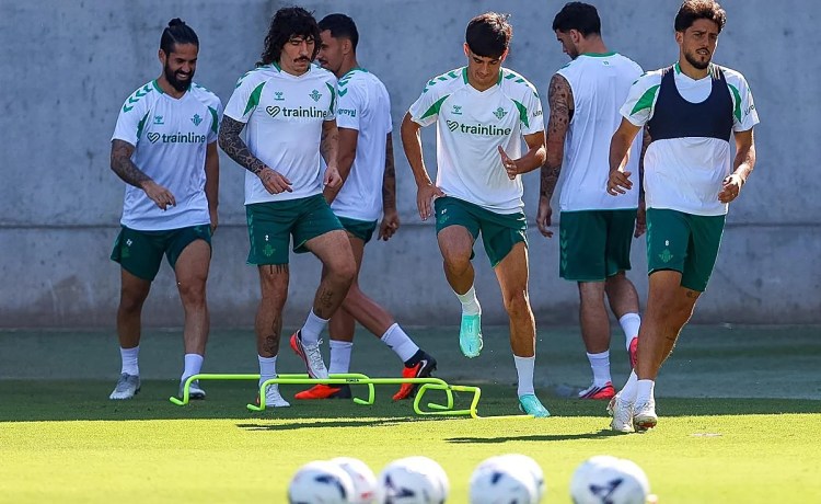 Deportivo – Betis: A llenar la barriga de puntos antes del largo descanso internacional Deportivo – Betis: A llenar la barriga de puntos antes del largo descanso internacional