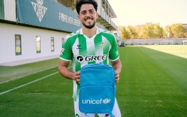 El Betis se une a UNICEF para lanzar ‘El Betis hace escuela’ El Betis se une a UNICEF para lanzar ‘El Betis hace escuela’