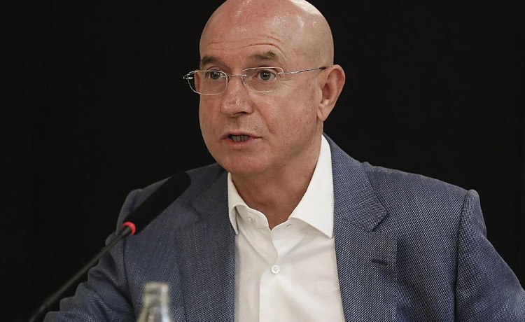 Serra Ferrer: «Esta plantilla es mucho mejor; puedes hacer dos equipos» Serra Ferrer: «Esta plantilla es mucho mejor; puedes hacer dos equipos»